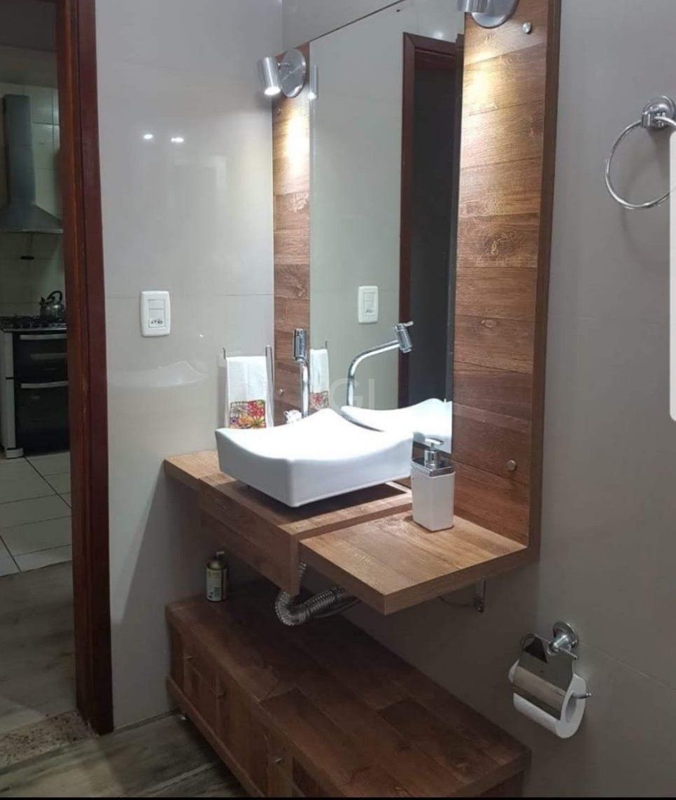 Casa à venda com 3 quartos, 239m² - Foto 3