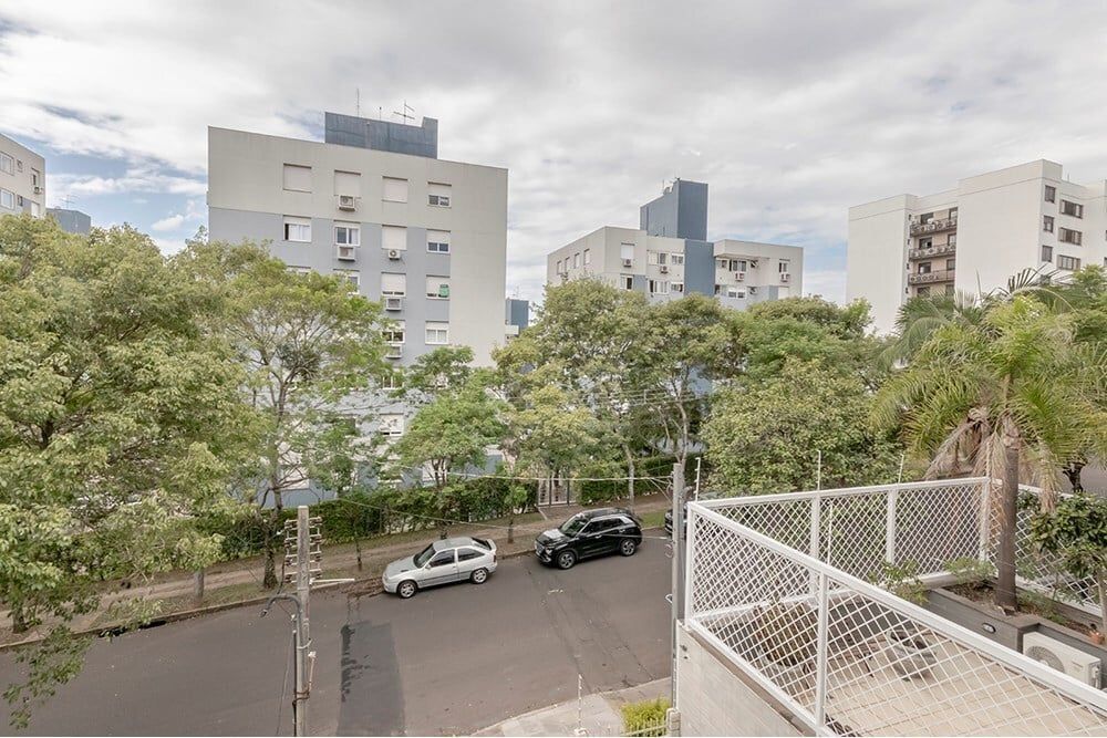 Casa à venda com 3 quartos, 350m² - Foto 3