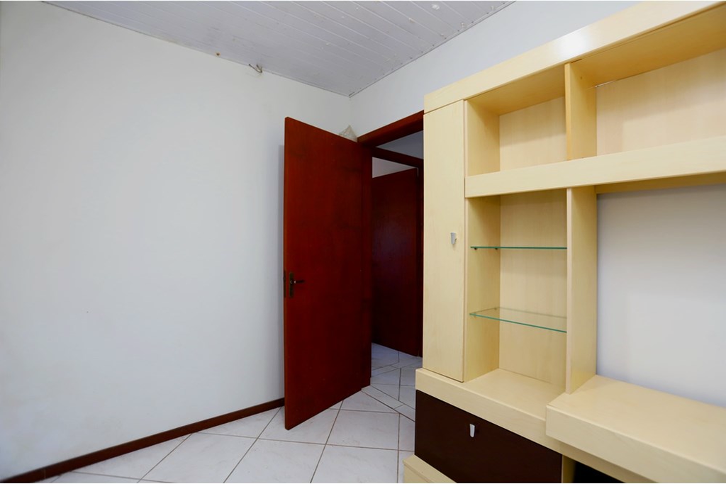 Casa à venda com 2 quartos, 42m² - Foto 11