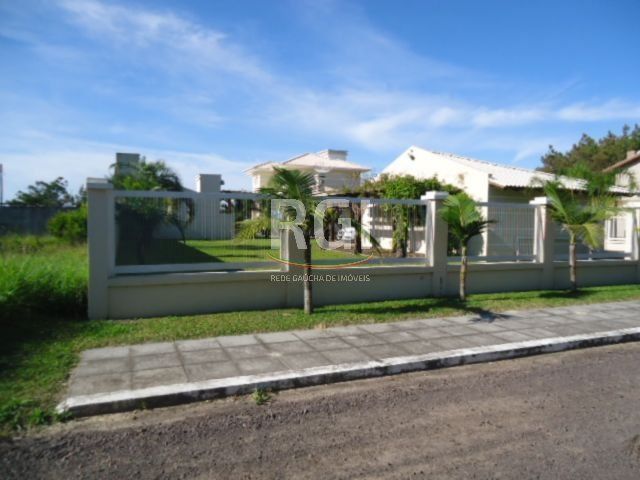 Casa à venda com 4 quartos, 320m² - Foto 4