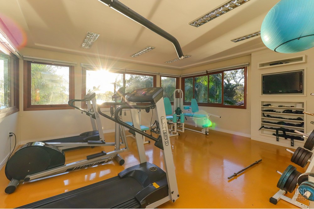 Casa de Condomínio à venda com 3 quartos, 379m² - Foto 5