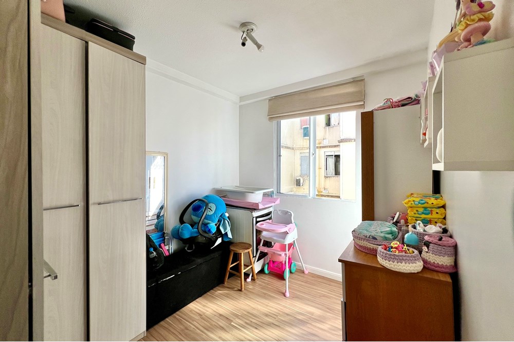 Apartamento à venda com 2 quartos, 43m² - Foto 2