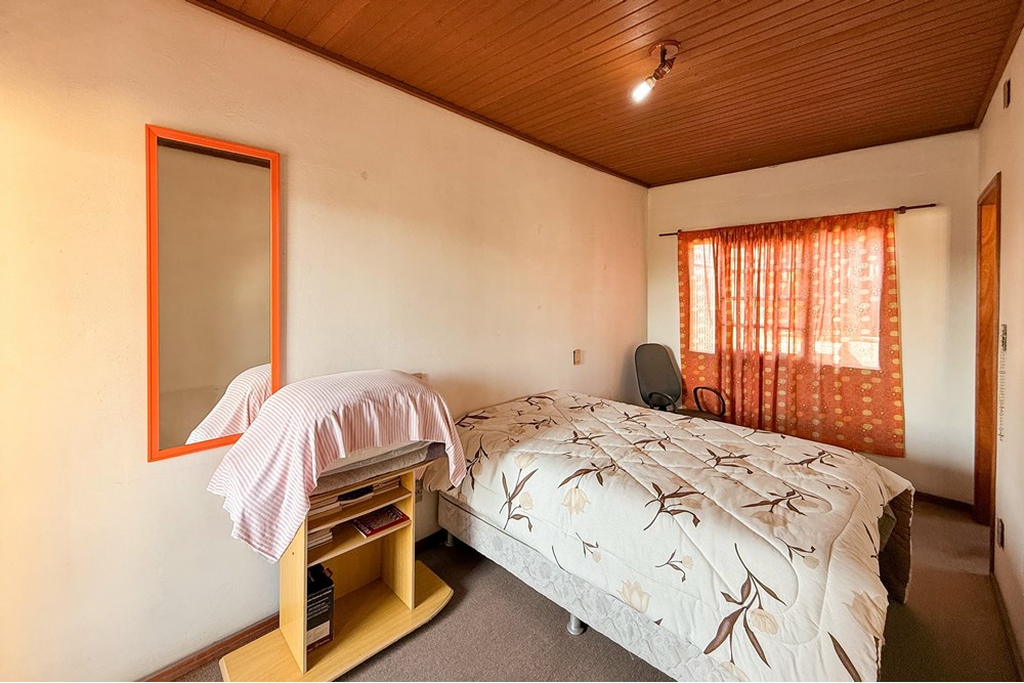 Casa à venda com 4 quartos, 251m² - Foto 13