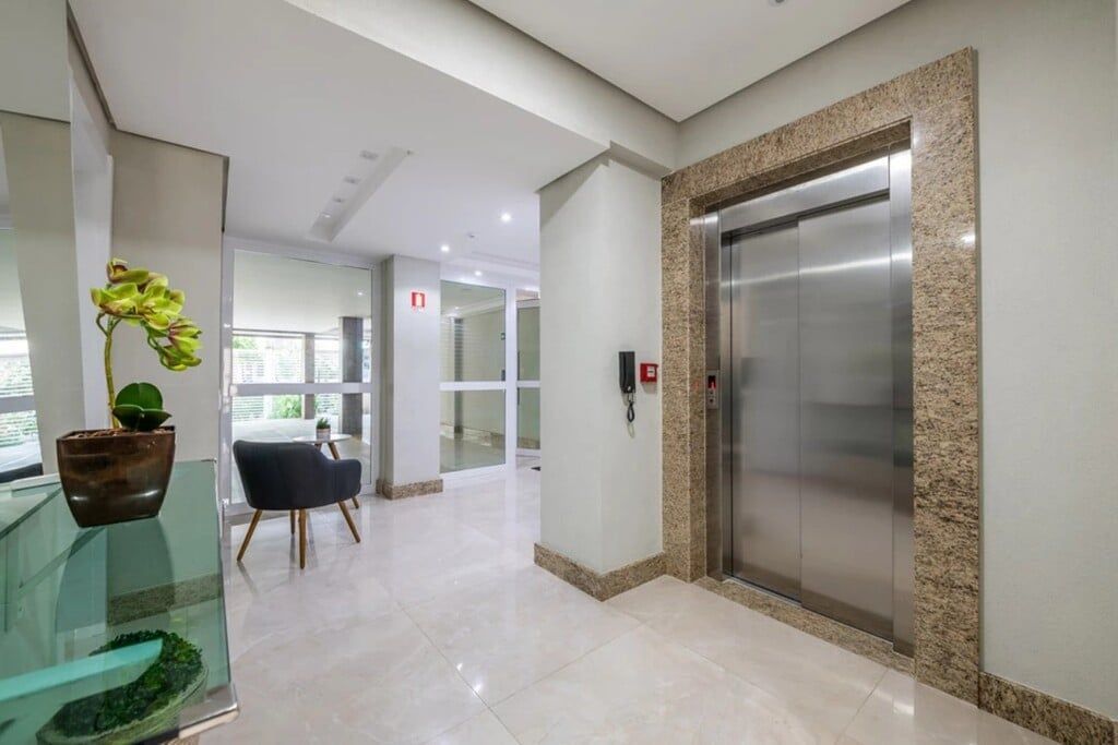 Cobertura à venda com 3 quartos, 244m² - Foto 3