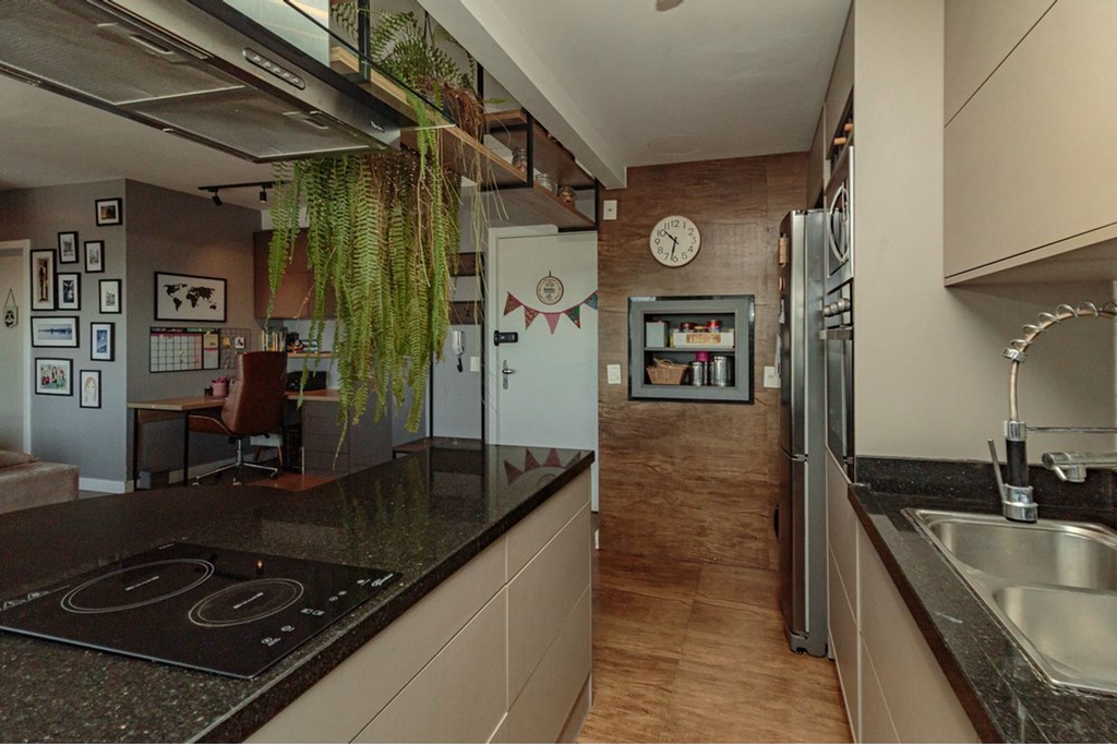 Apartamento à venda com 2 quartos, 76m² - Foto 25