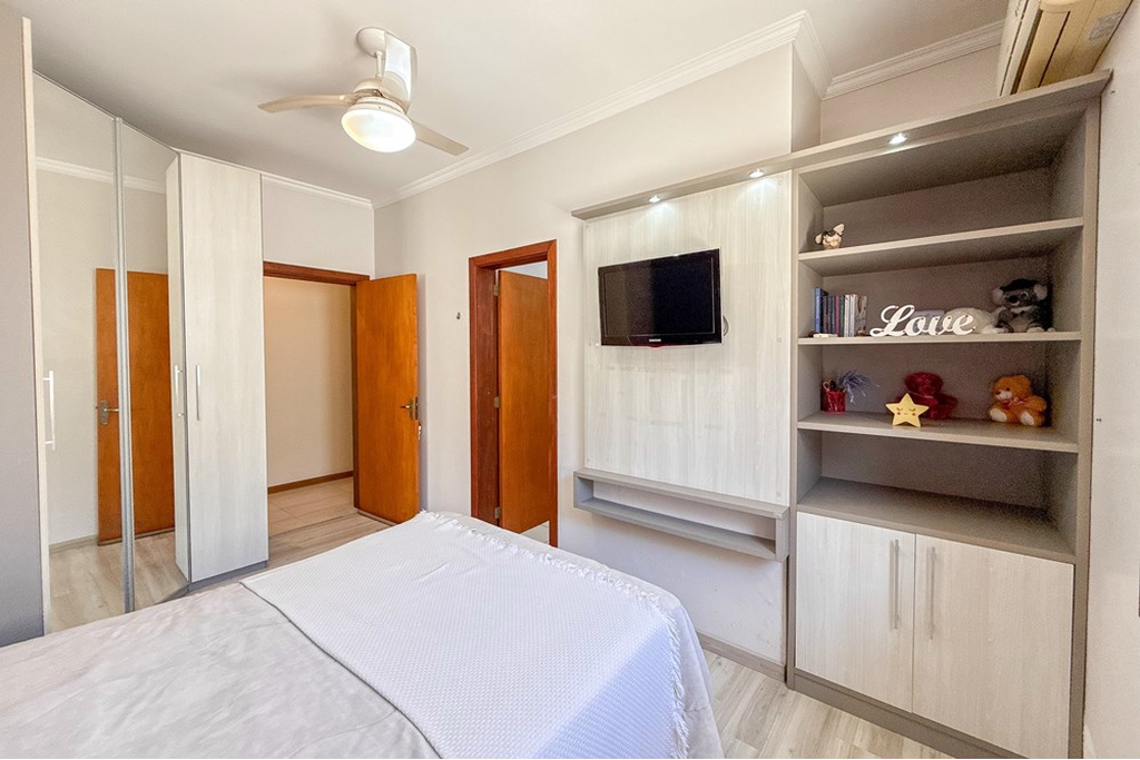 Casa, 3 quartos, 211 m² - Foto 5