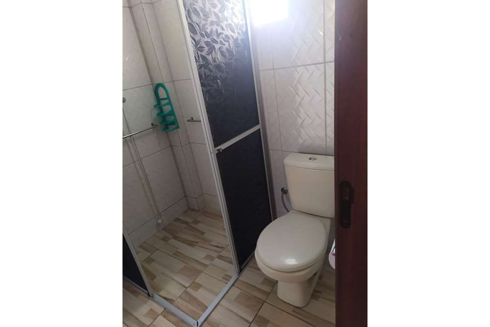 Casa à venda com 8 quartos, 351m² - Foto 27