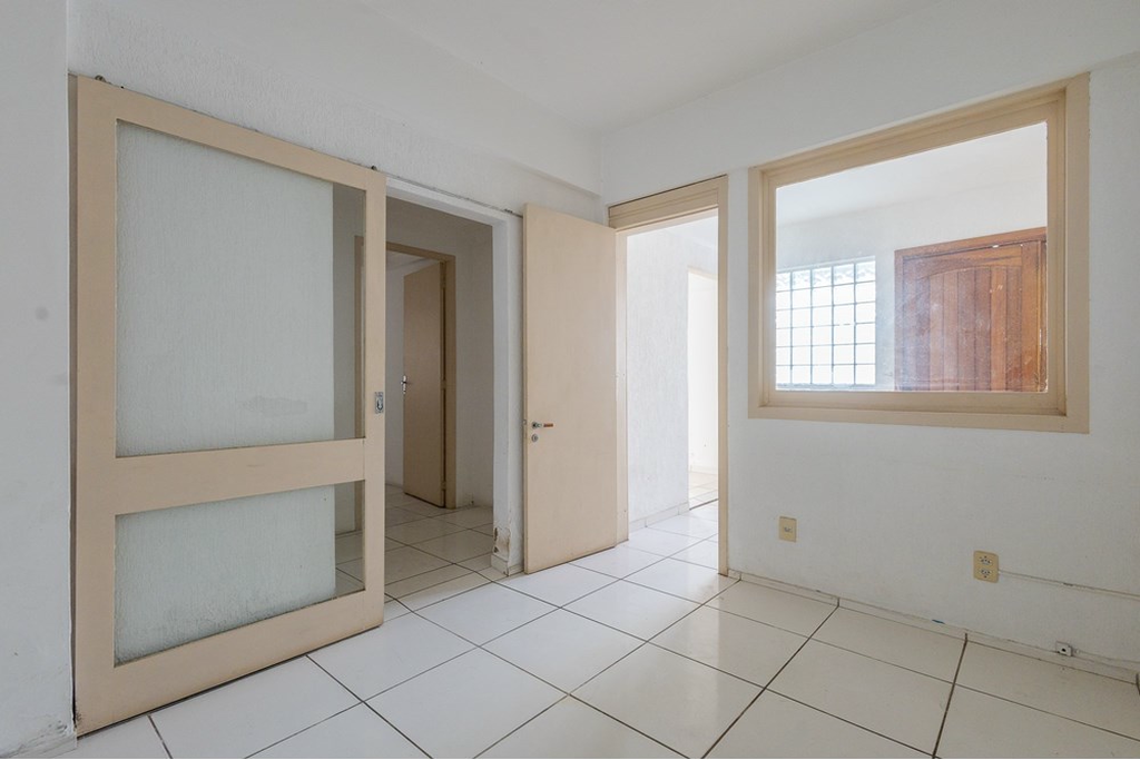 Casa à venda com 6 quartos, 346m² - Foto 36
