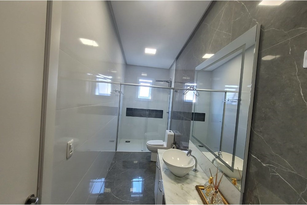 Casa à venda com 4 quartos, 326m² - Foto 14