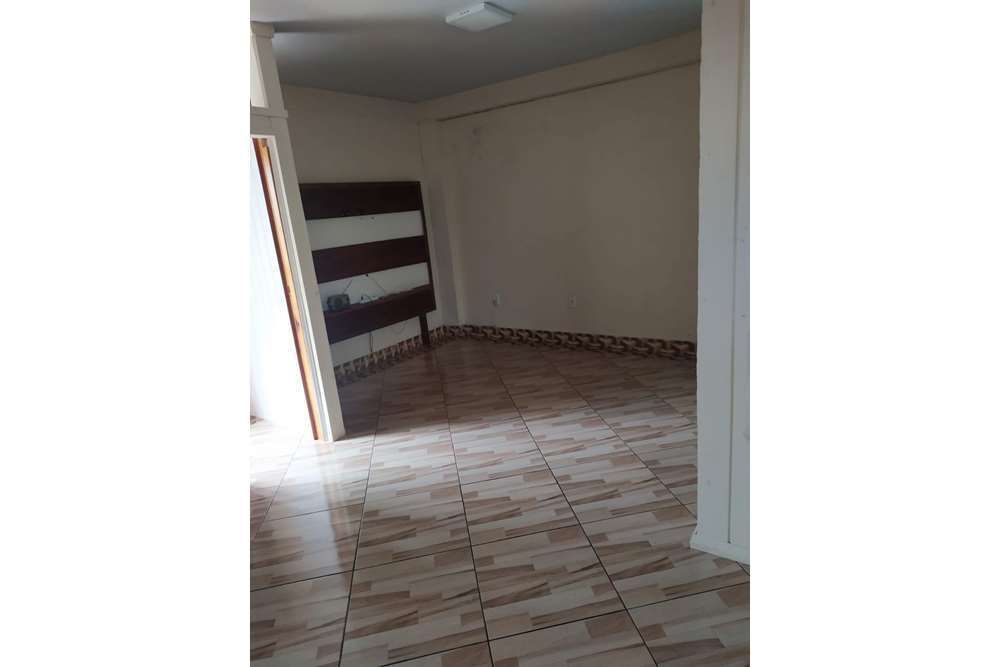 Casa à venda com 8 quartos, 351m² - Foto 34