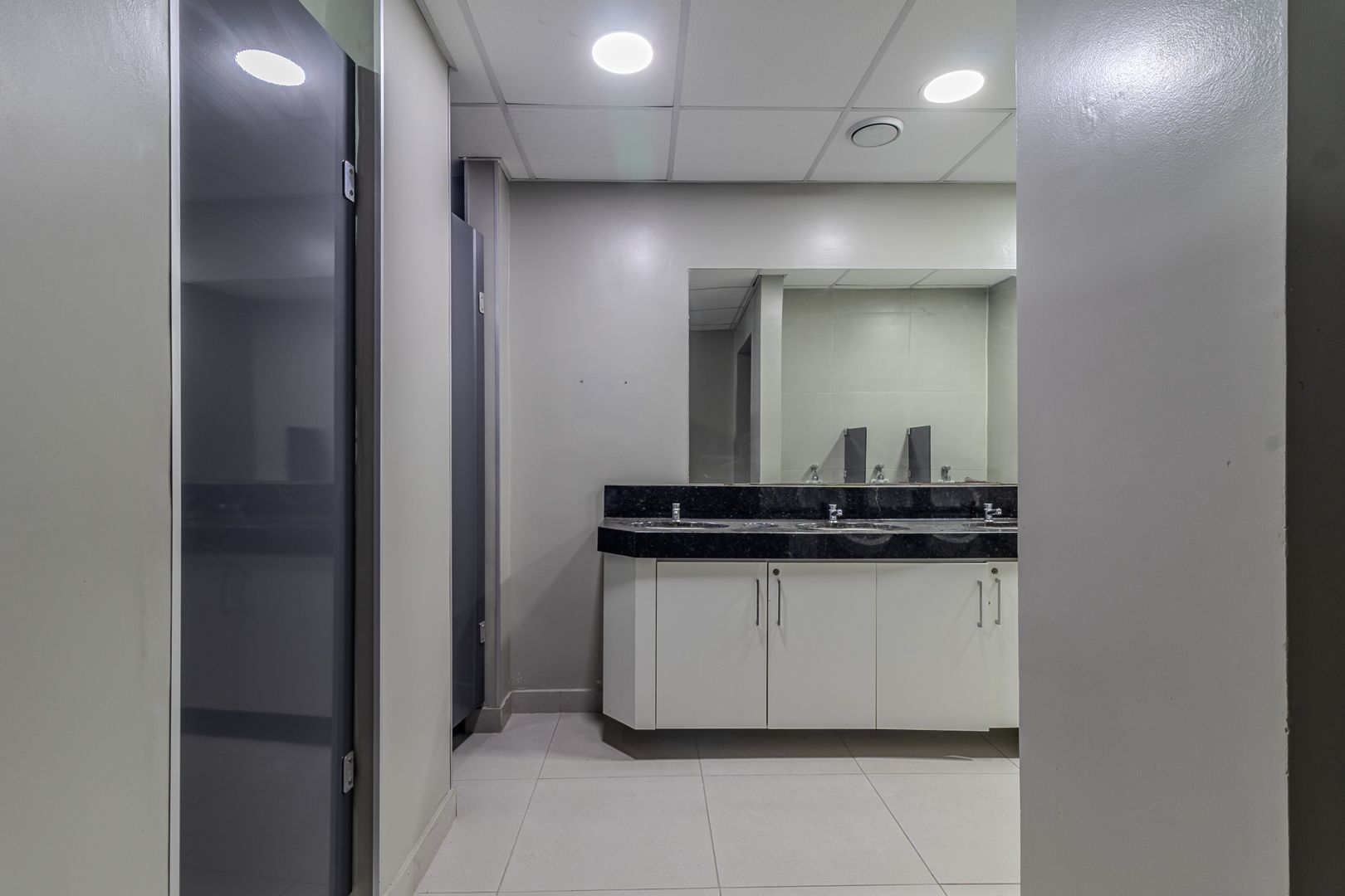Prédio Inteiro para alugar com 4 quartos, 3451m² - Foto 43
