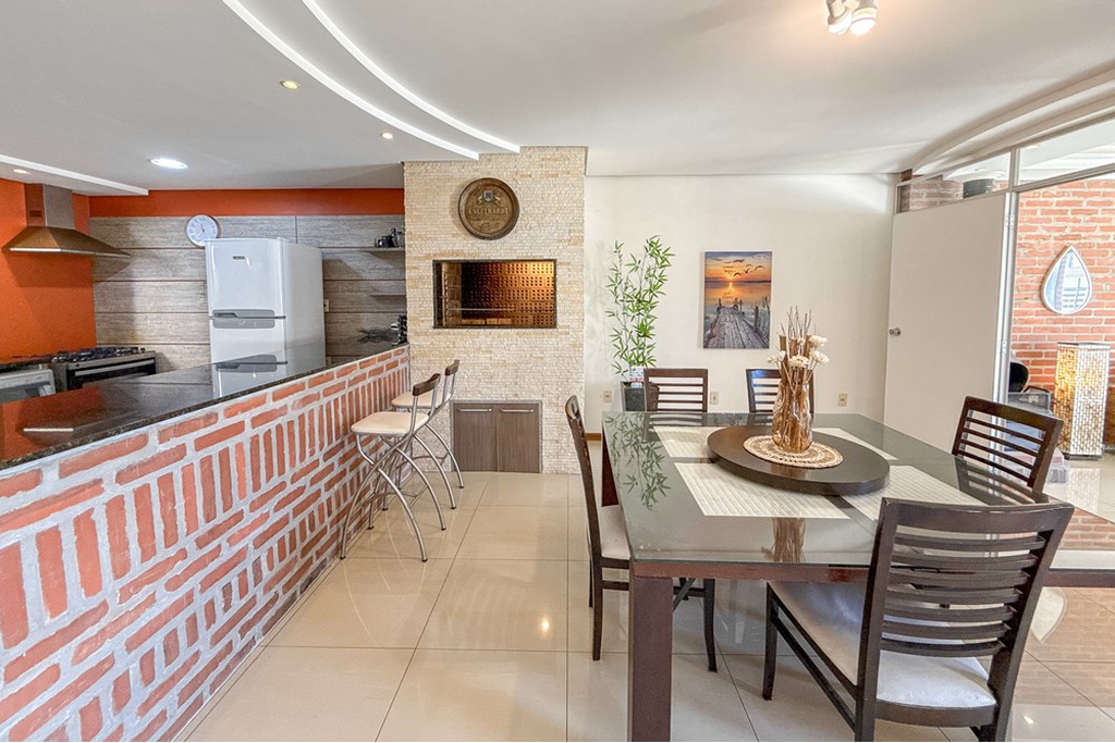 Casa, 3 quartos, 209 m² - Foto 70