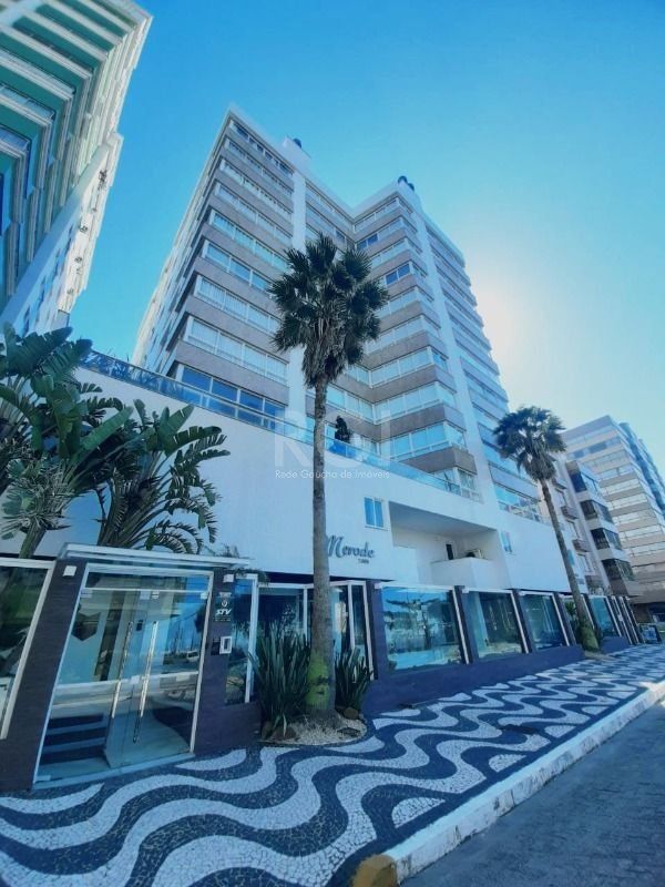 Apartamento à venda com 4 quartos, 190m² - Foto 1