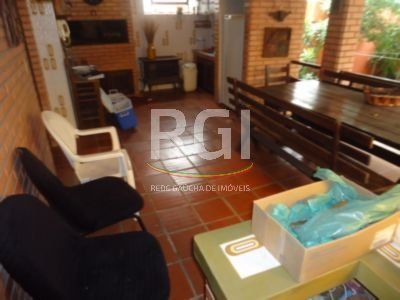 Casa à venda com 4 quartos, 330m² - Foto 11