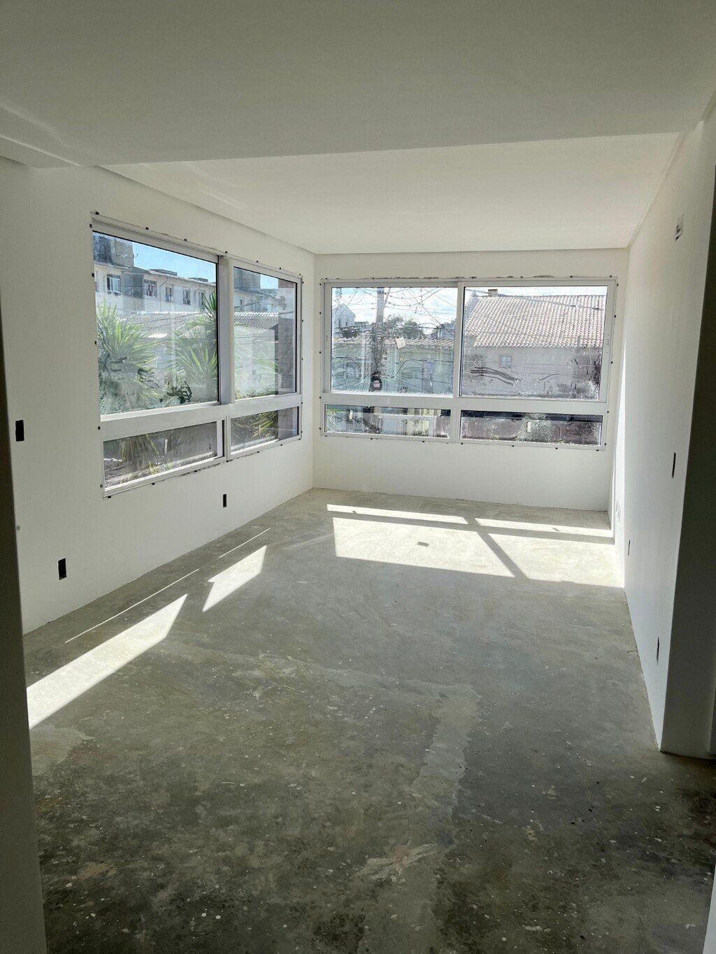 Apartamento à venda com 2 quartos, 64m² - Foto 4