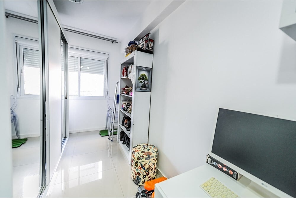 Apartamento à venda com 3 quartos, 130m² - Foto 23