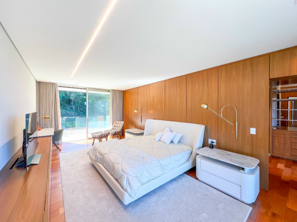 Casa de Condomínio à venda com 4 quartos, 586m² - Foto 8