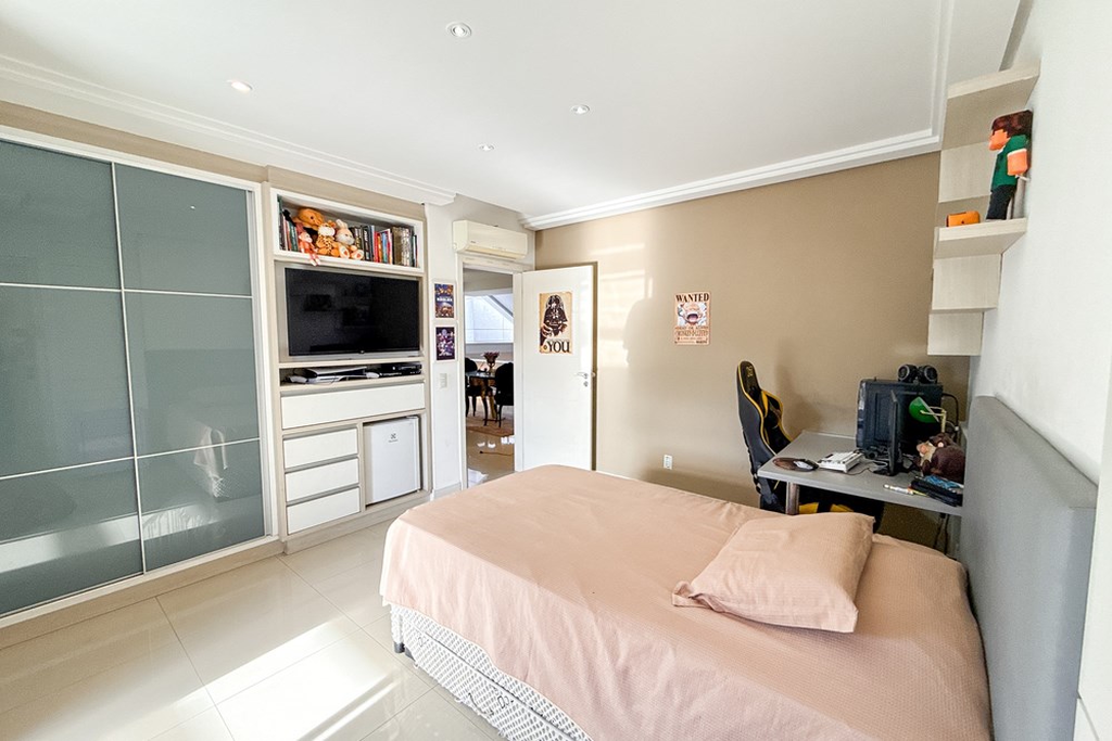 Casa, 4 quartos, 317 m² - Foto 16