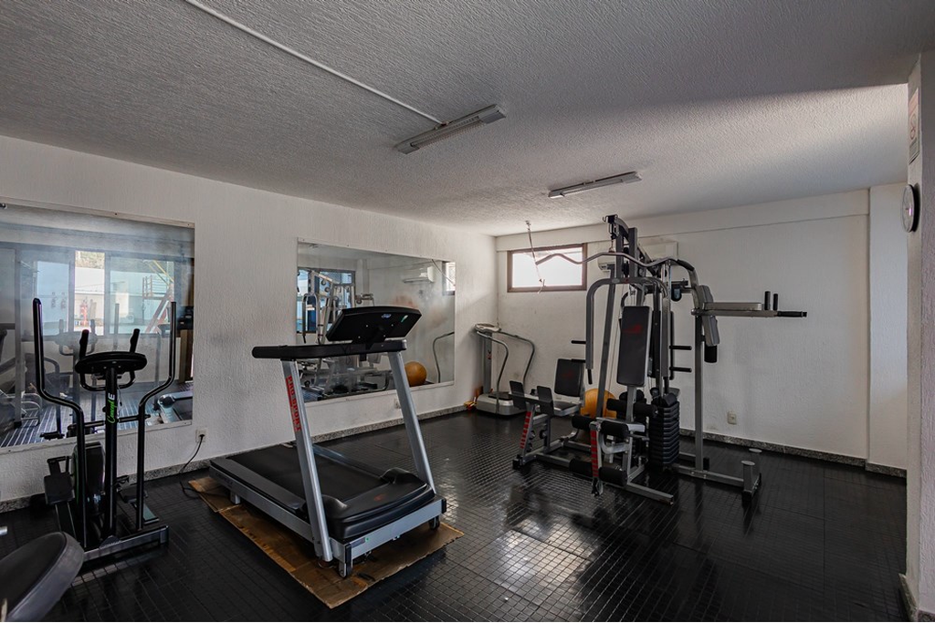 Apartamento à venda com 2 quartos, 64m² - Foto 12