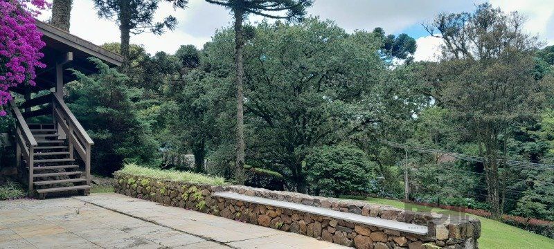 Casa à venda com 3 quartos, 350m² - Foto 3