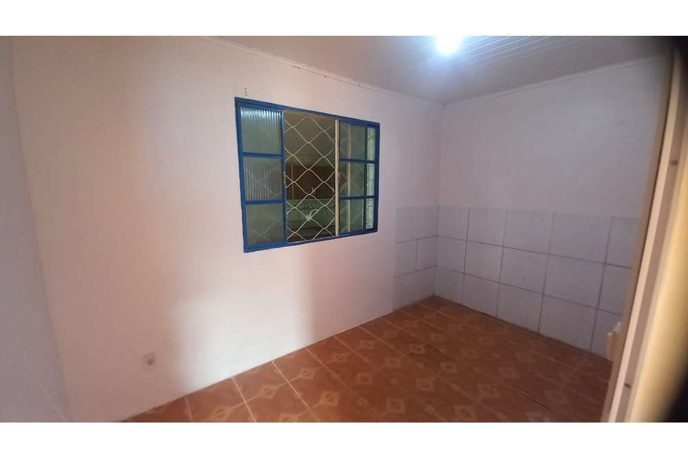 Casa à venda com 8 quartos, 351m² - Foto 19