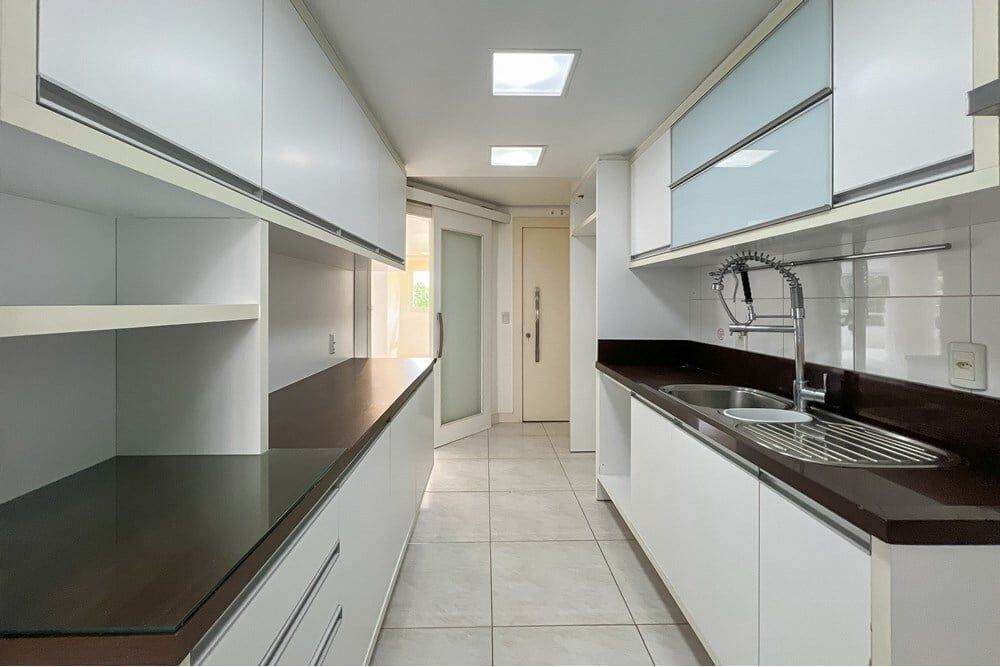 Apartamento à venda com 3 quartos, 145m² - Foto 59