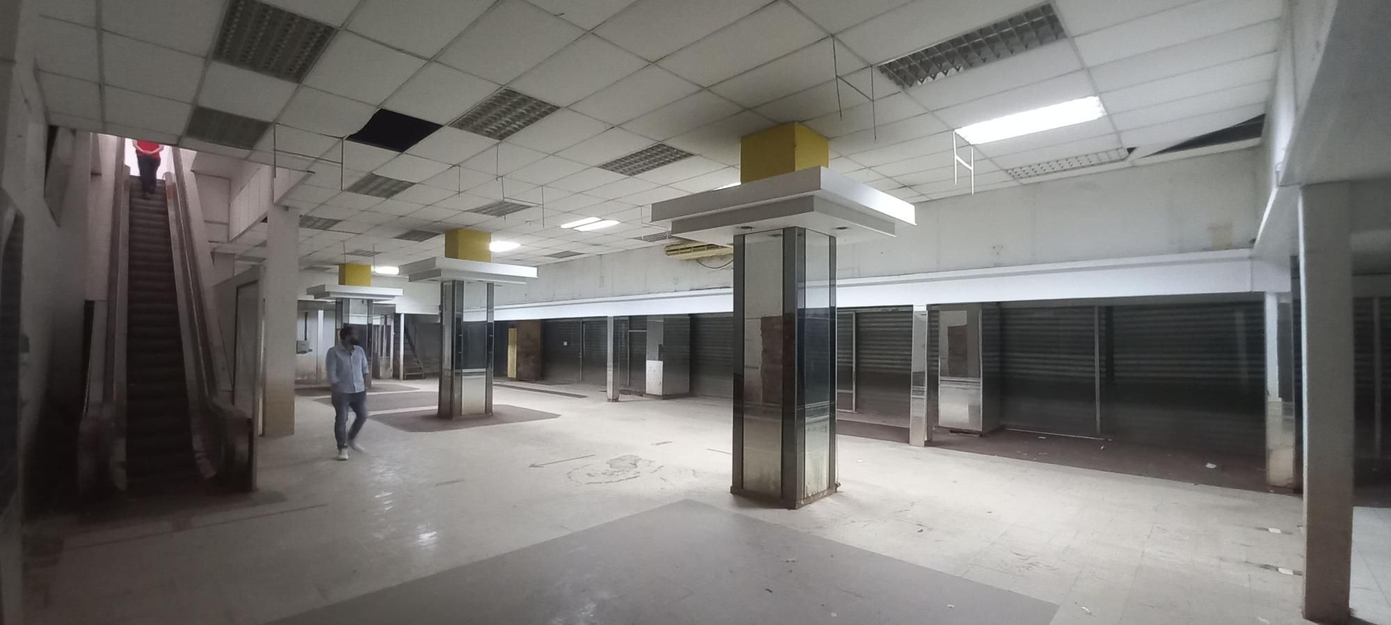 Prédio Inteiro para alugar com 3 quartos, 1701m² - Foto 4