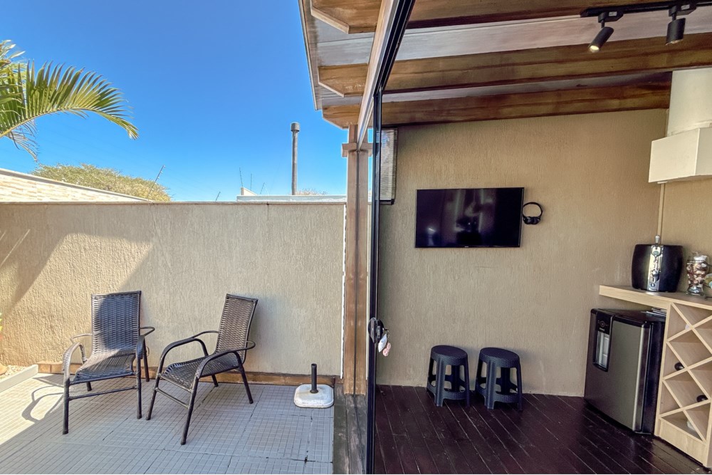 Casa à venda com 3 quartos, 121m² - Foto 47