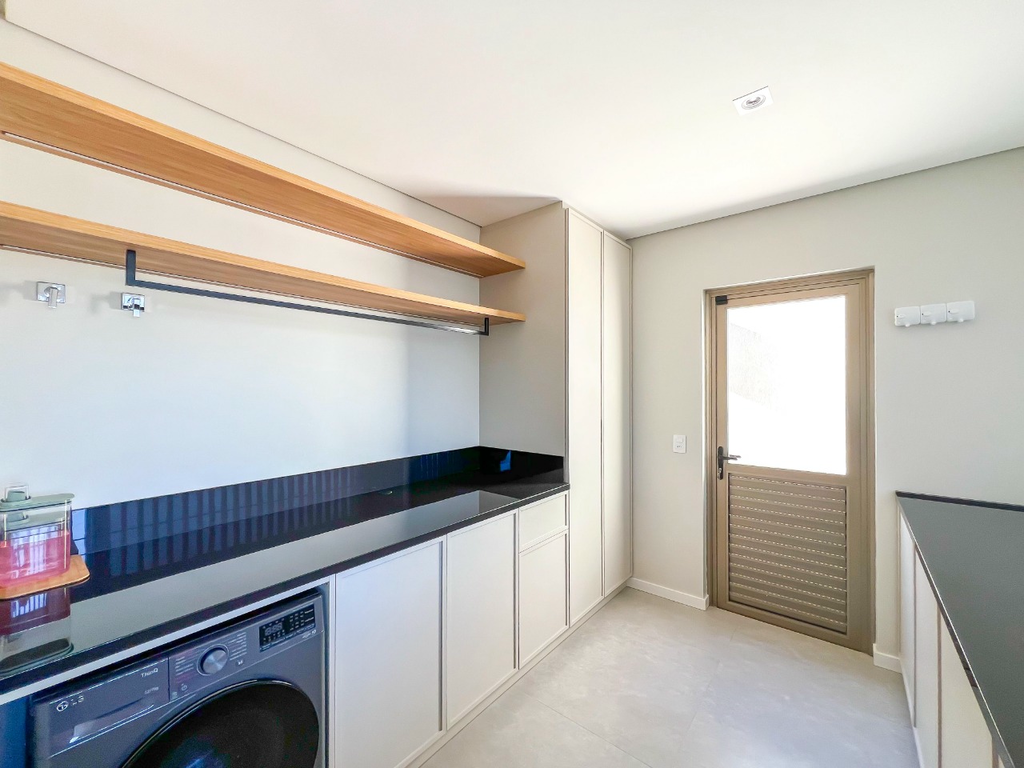 Casa de Condomínio à venda com 4 quartos, 586m² - Foto 38