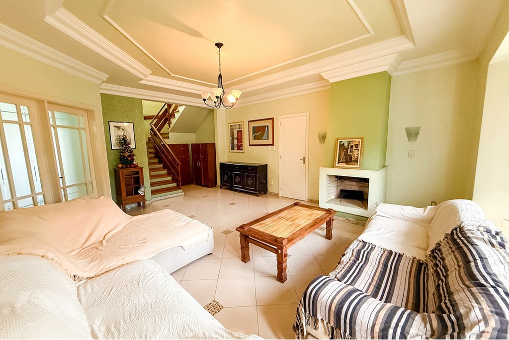 Casa, 6 quartos, 401 m² - Foto 1