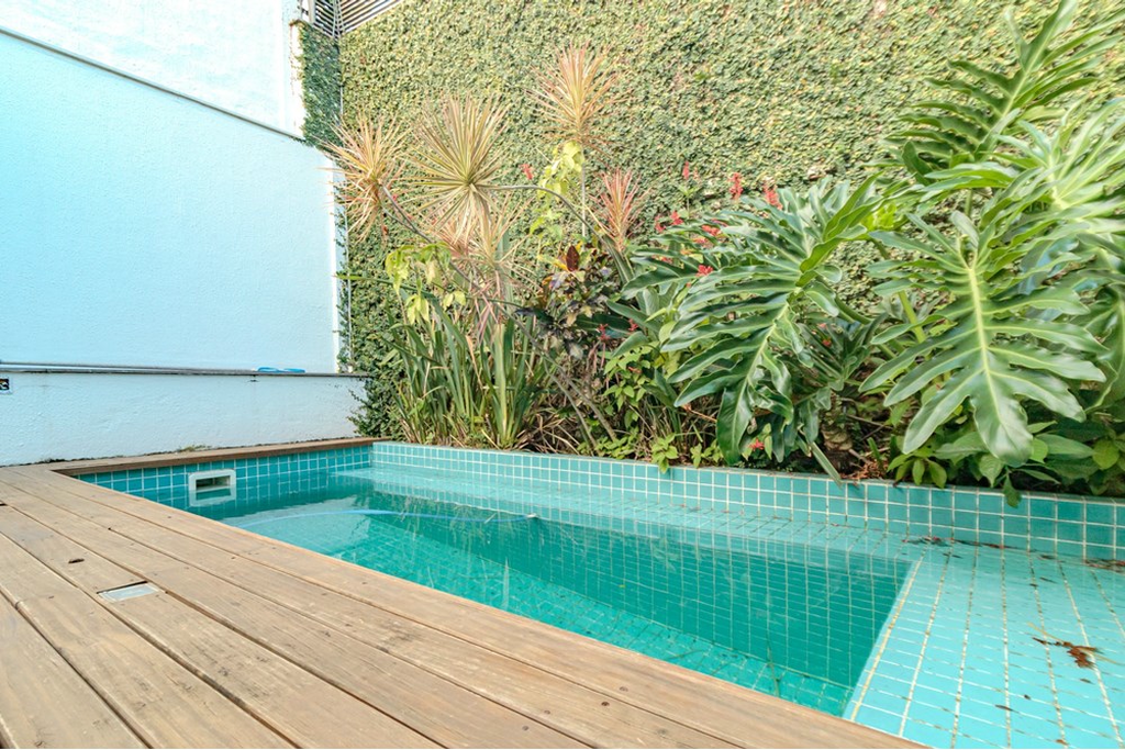 Casa à venda com 4 quartos, 310m² - Foto 39