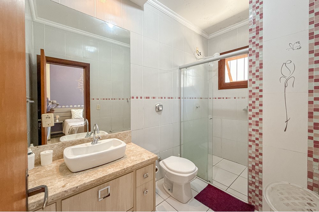 Casa, 3 quartos, 211 m² - Foto 3