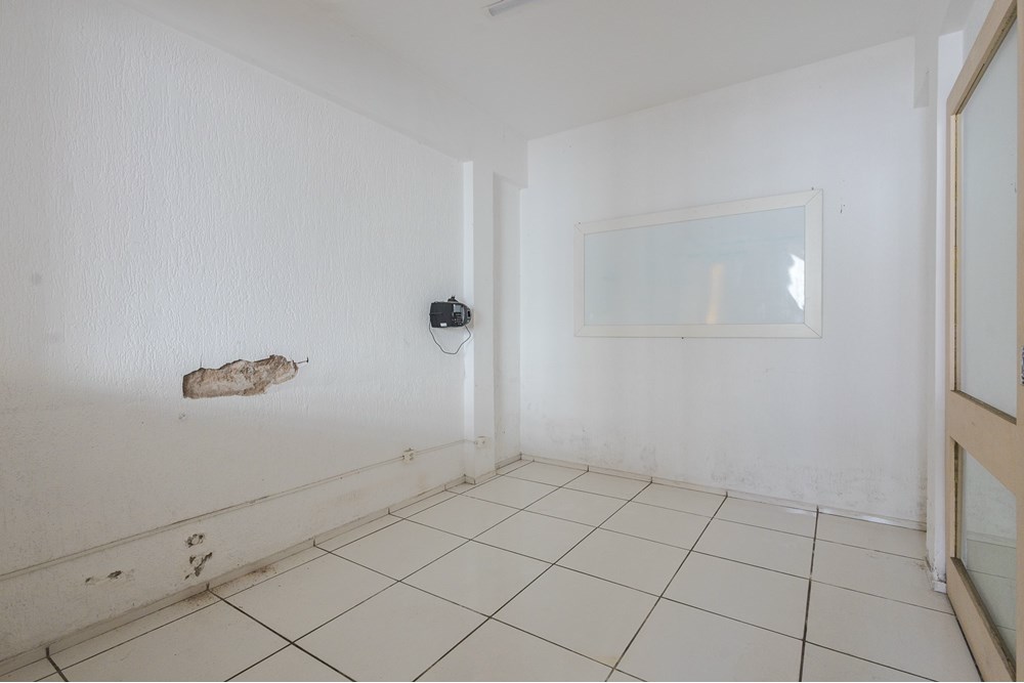Casa à venda com 6 quartos, 346m² - Foto 35