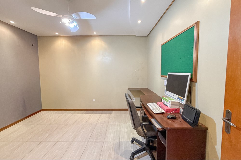 Casa, 3 quartos, 209 m² - Foto 37