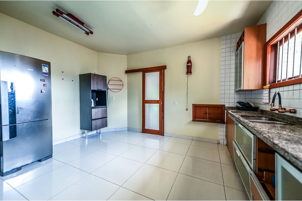 Casa, 4 quartos, 330 m² - Foto 15