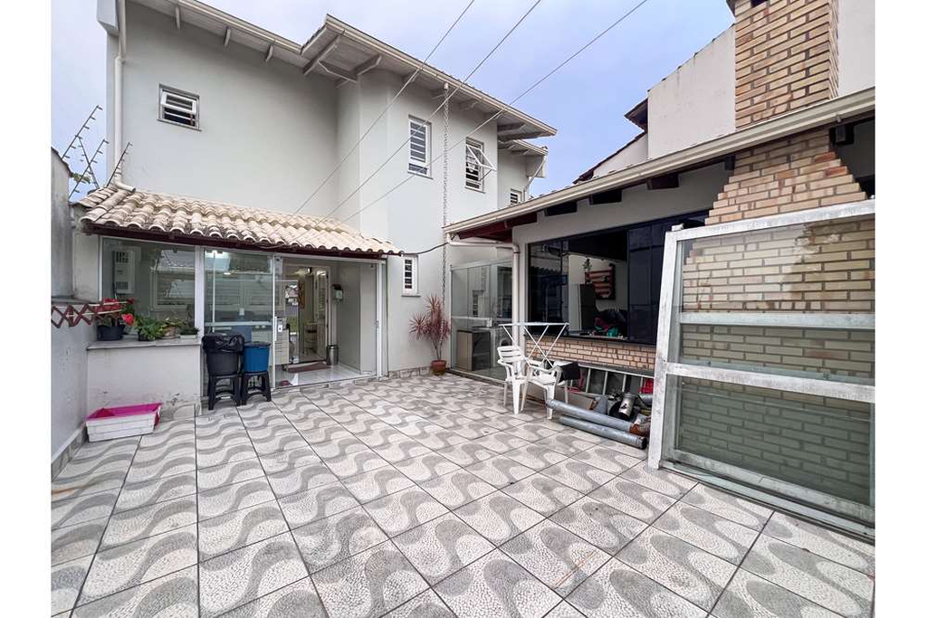 Casa, 3 quartos, 201 m² - Foto 17