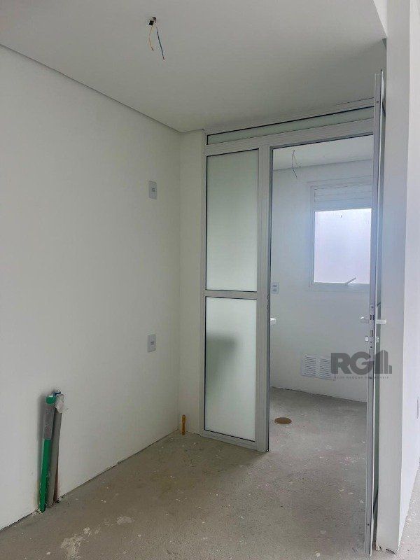 Apartamento à venda com 2 quartos, 68m² - Foto 11