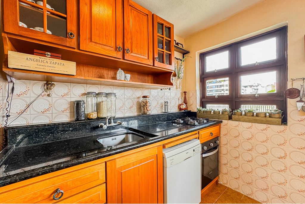 Apartamento à venda com 2 quartos, 81m² - Foto 25