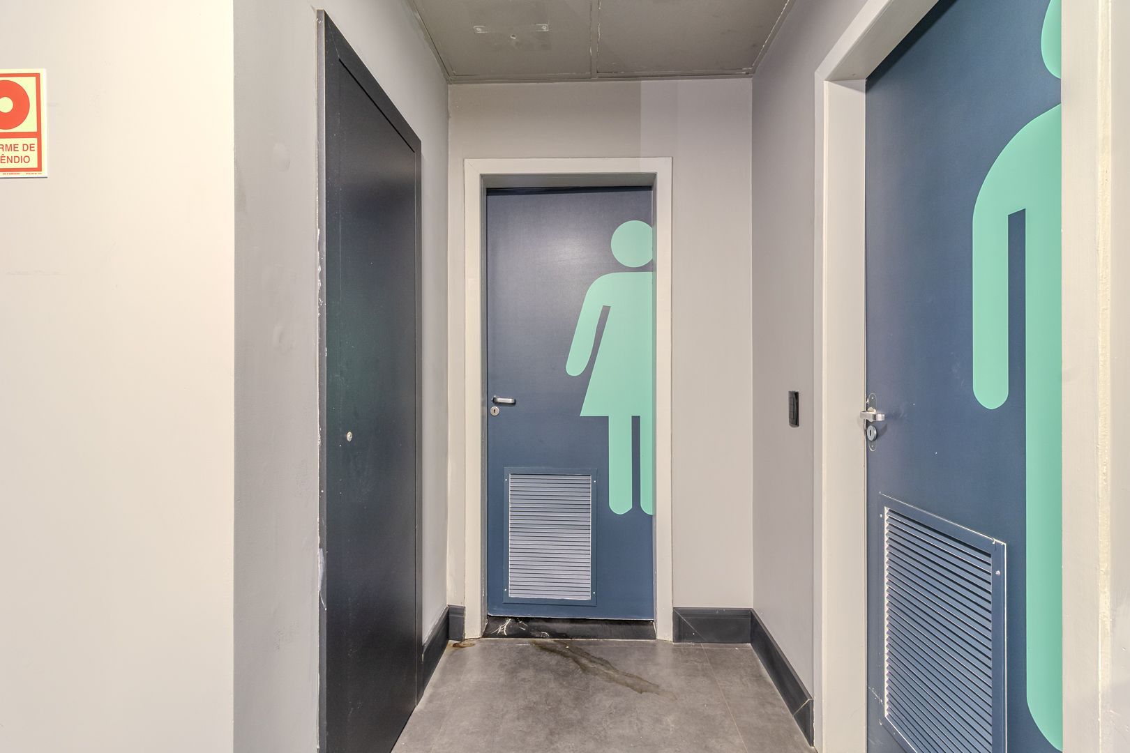 Prédio Inteiro para alugar com 4 quartos, 3451m² - Foto 42