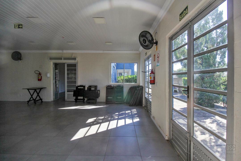 Apartamento à venda com 2 quartos, 42m² - Foto 4