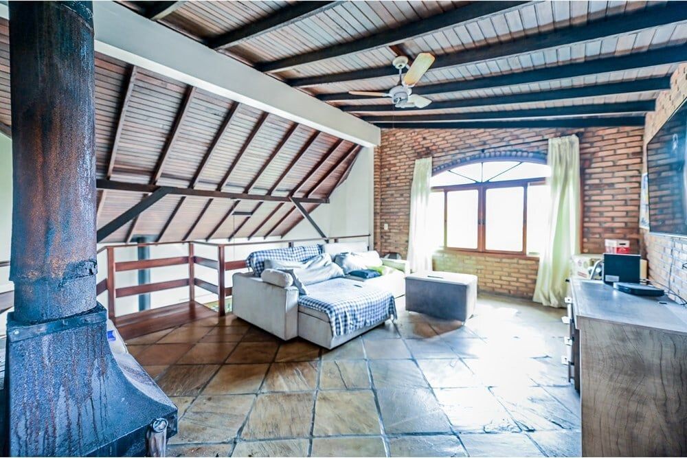 Casa à venda com 4 quartos, 328m² - Foto 45