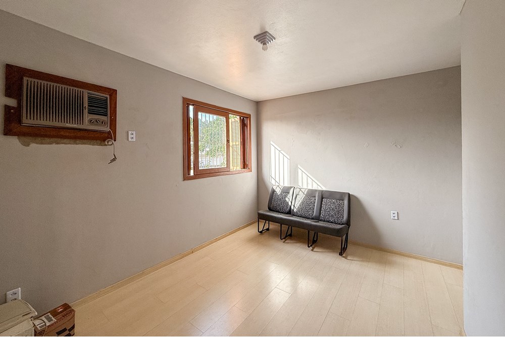 Casa à venda com 6 quartos, 285m² - Foto 43
