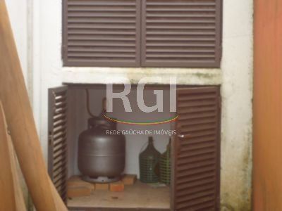Casa à venda com 4 quartos, 330m² - Foto 17