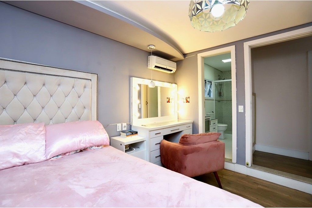 Casa à venda com 4 quartos, 321m² - Foto 3