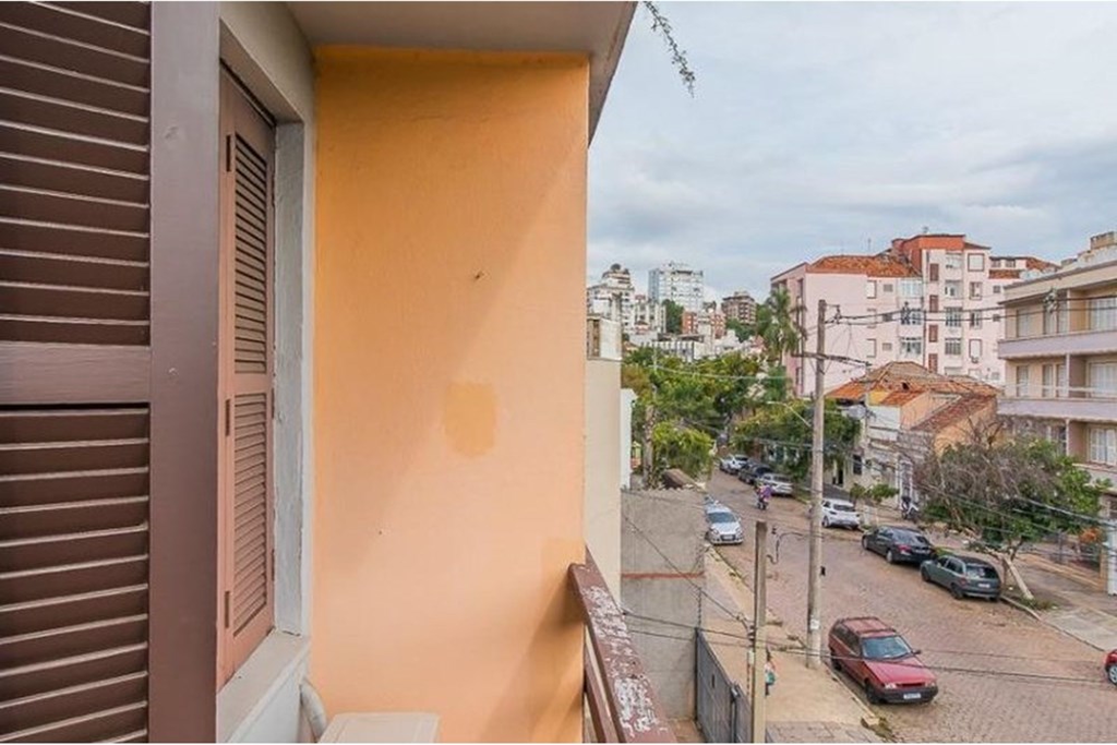 Apartamento à venda com 3 quartos, 75m² - Foto 3