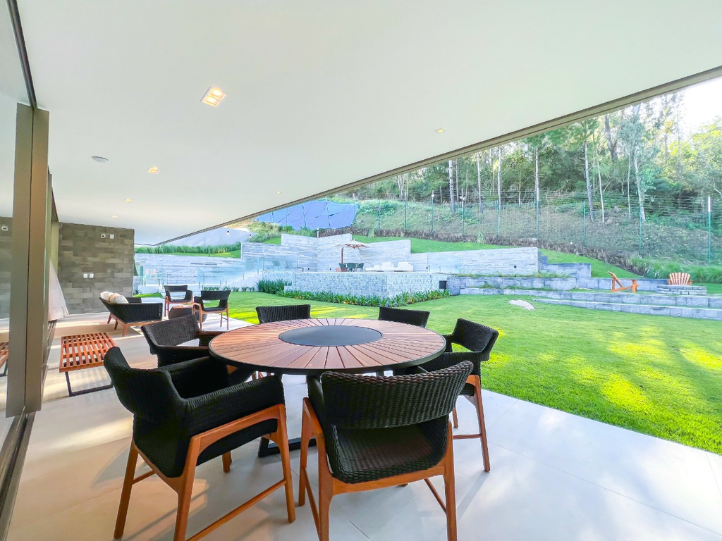 Casa de Condomínio à venda com 4 quartos, 586m² - Foto 39