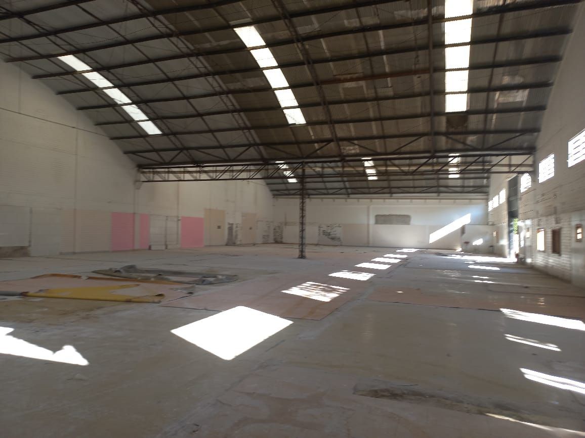 Depósito-Galpão-Armazém para alugar com 3 quartos, 1549m² - Foto 3