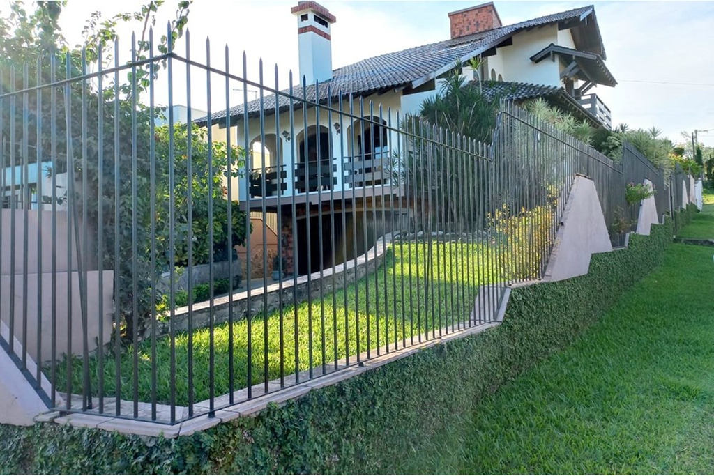 Casa à venda com 4 quartos, 321m² - Foto 29