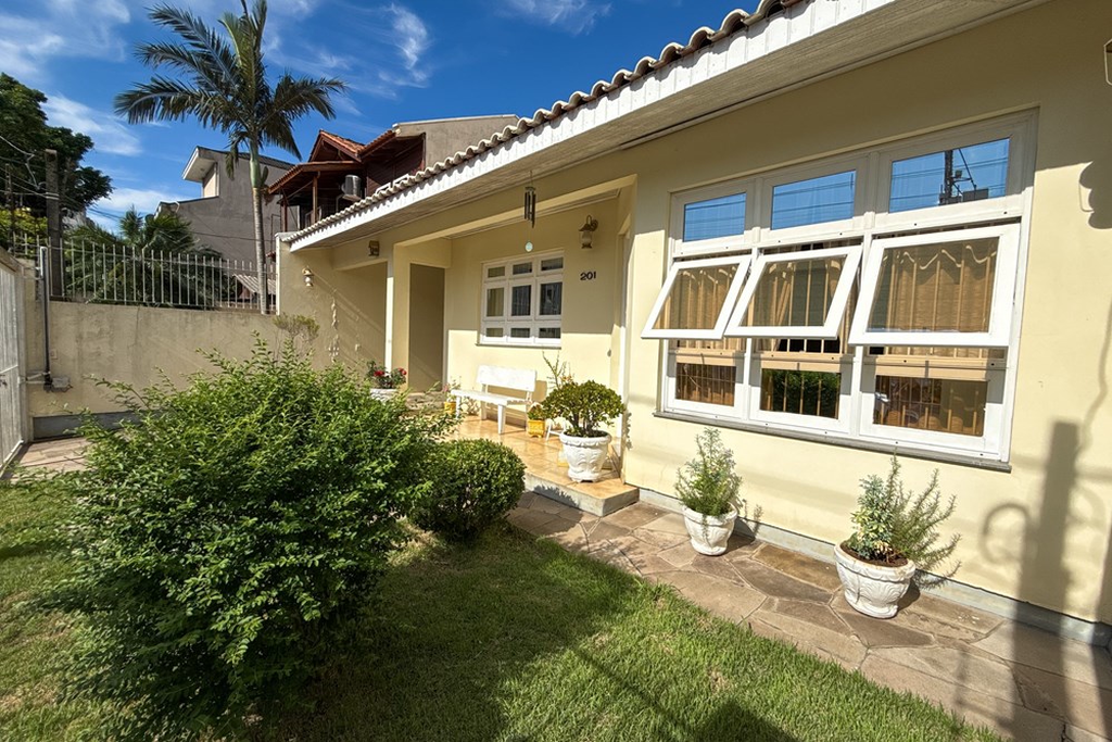 Casa, 3 quartos, 112 m² - Foto 1