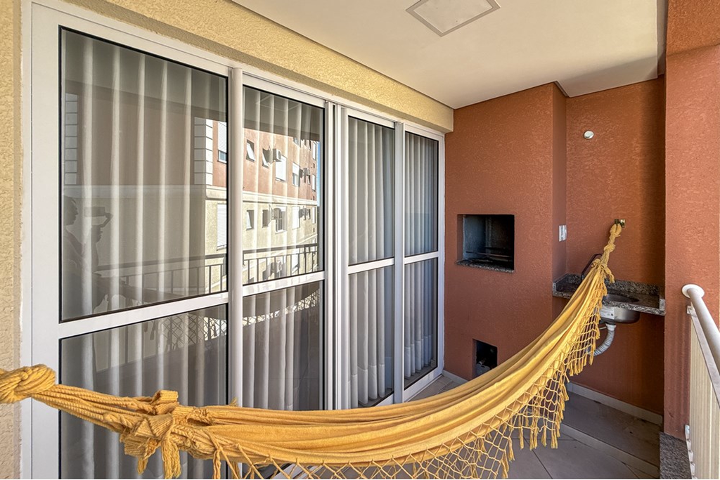 Apartamento à venda com 2 quartos, 66m² - Foto 2